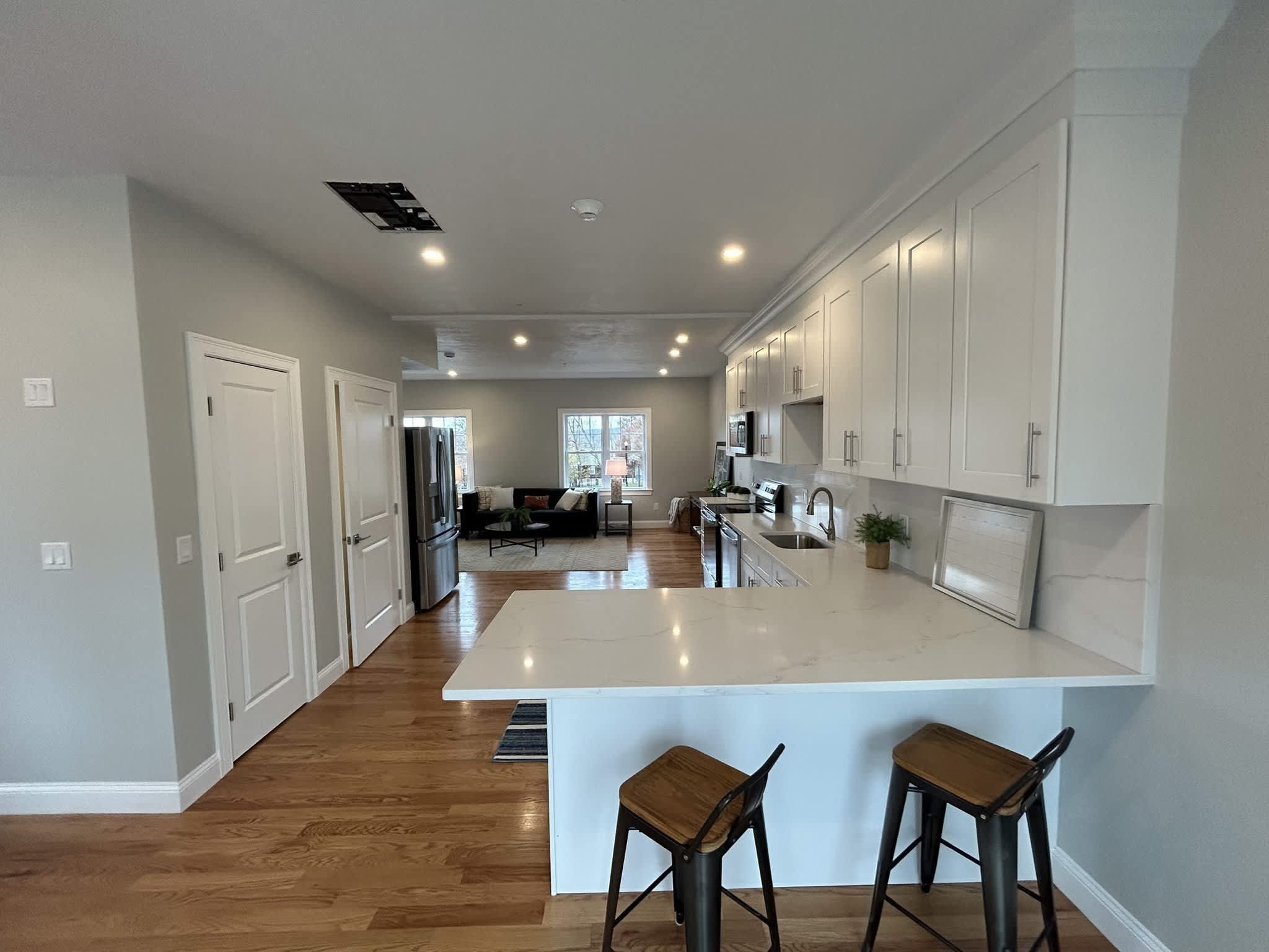 10 Windsor Street – photo 4