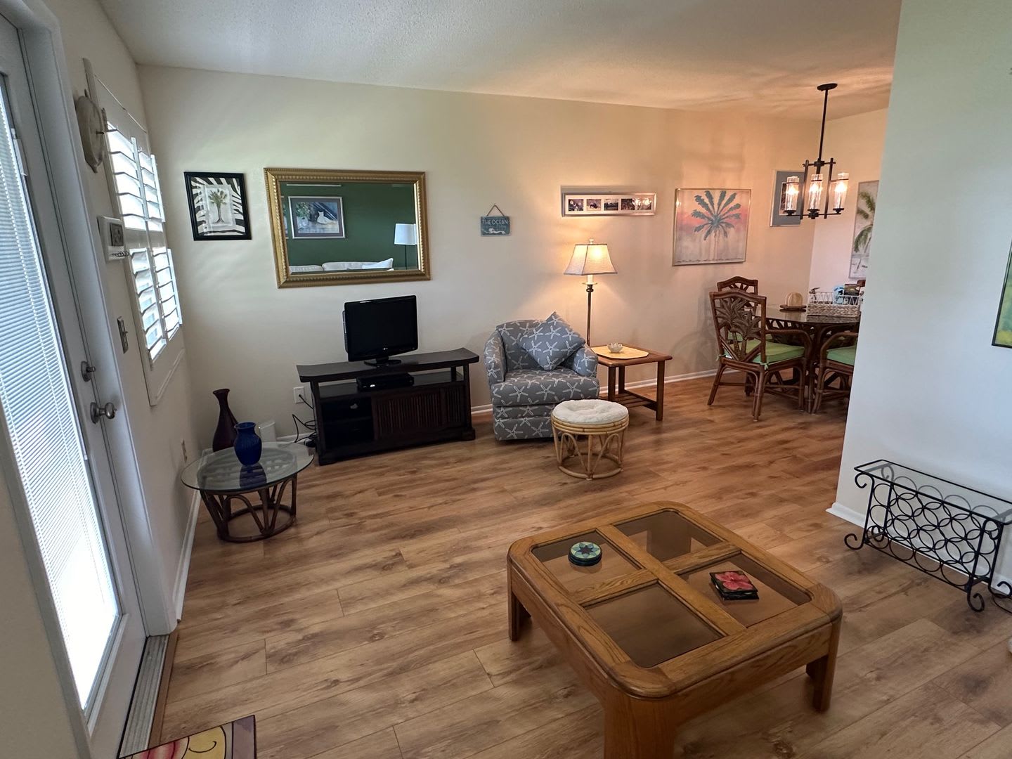 1/1 Condo – photo 5