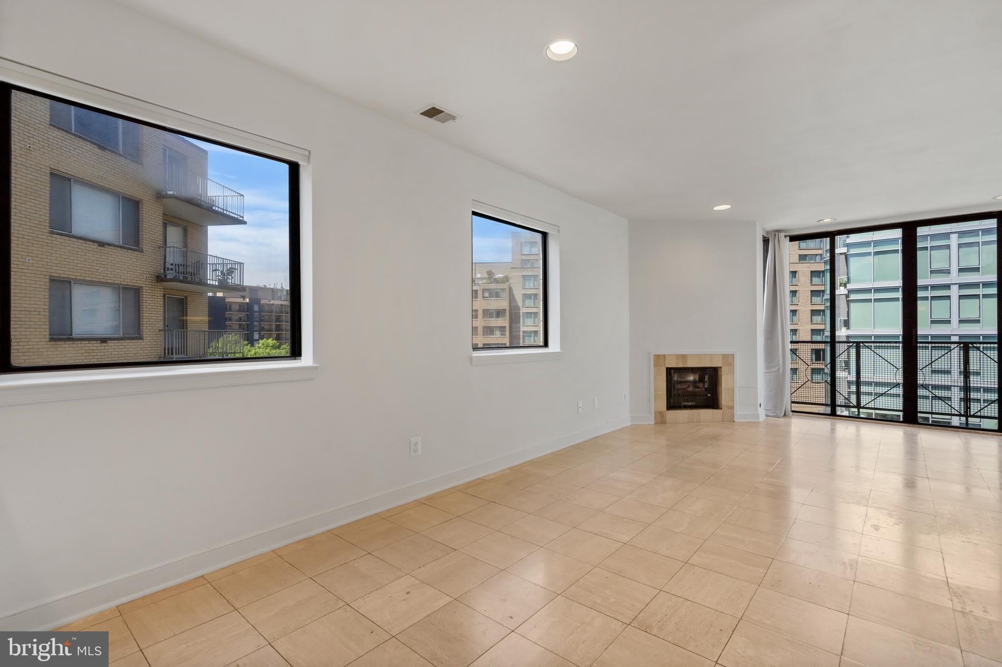 1117 New Hampshire Avenue Nw – photo 3
