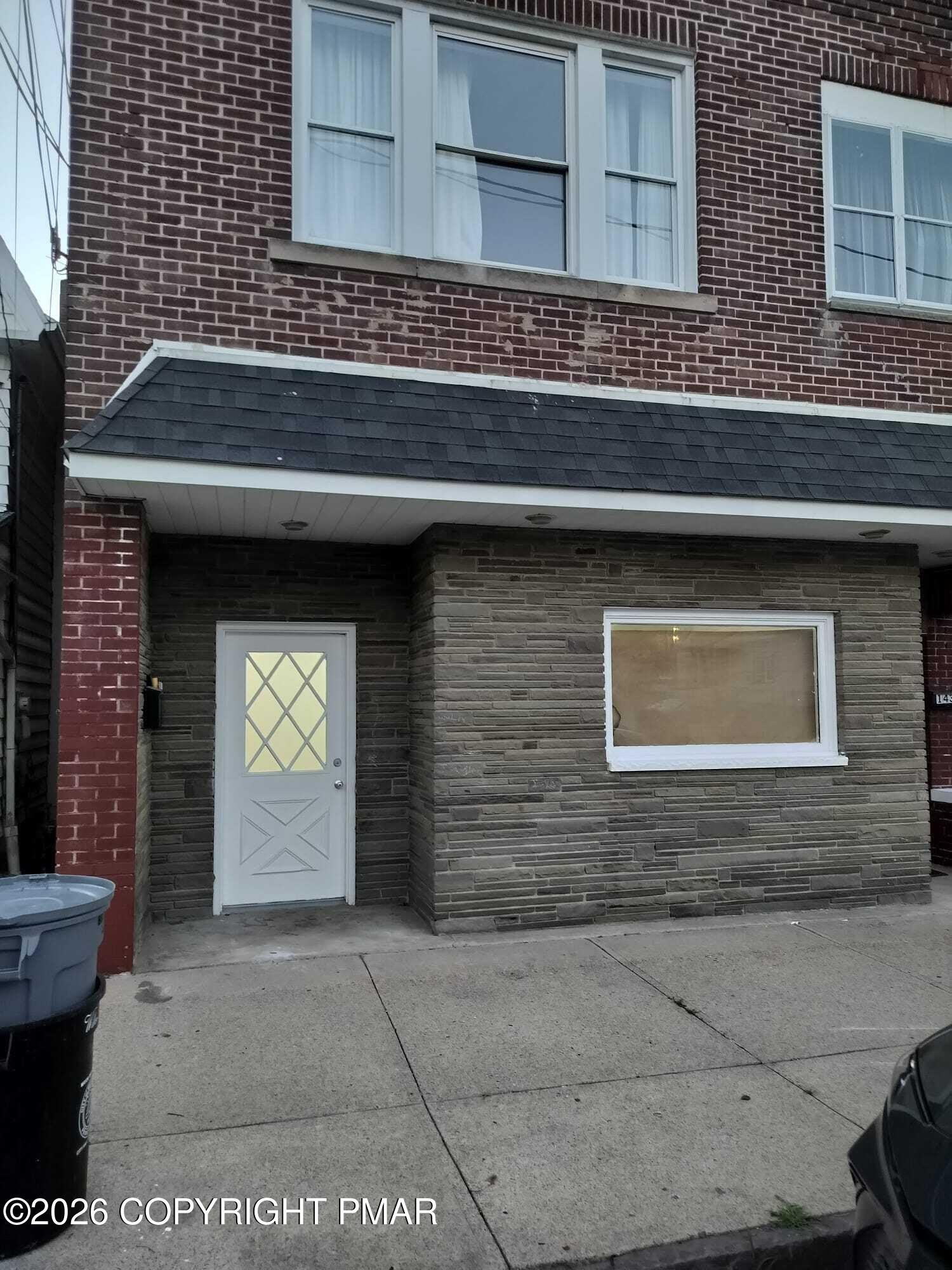 141 Grove Street – photo 3