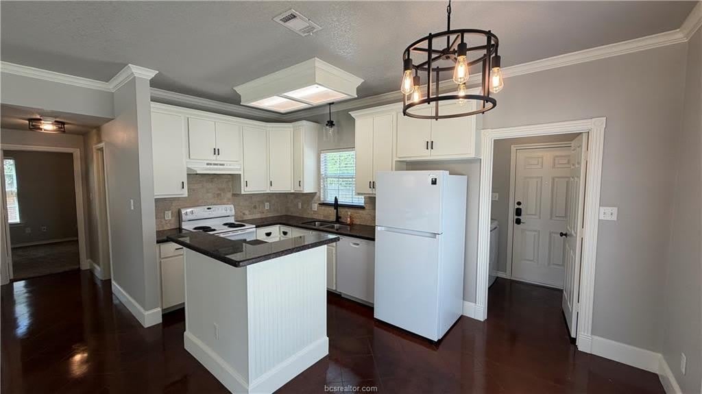 3689 Holick Lane – photo 4