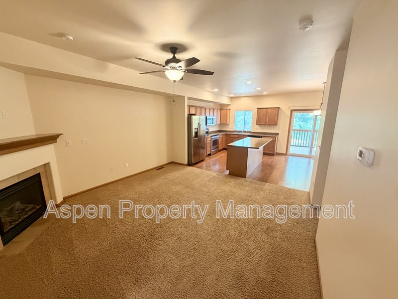 922 Ryan Court – photo 3