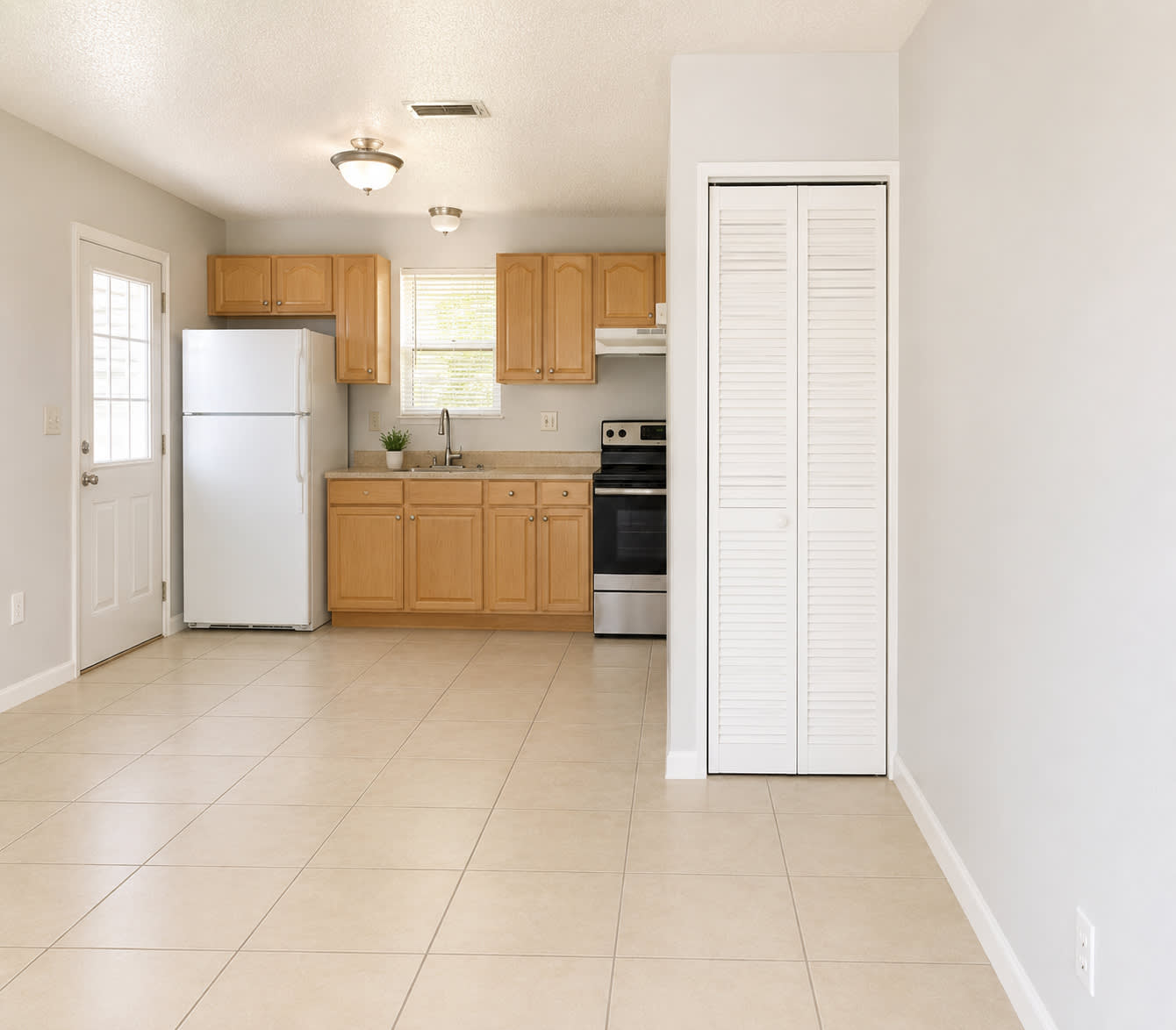 73 2Nd Avenue – photo 2