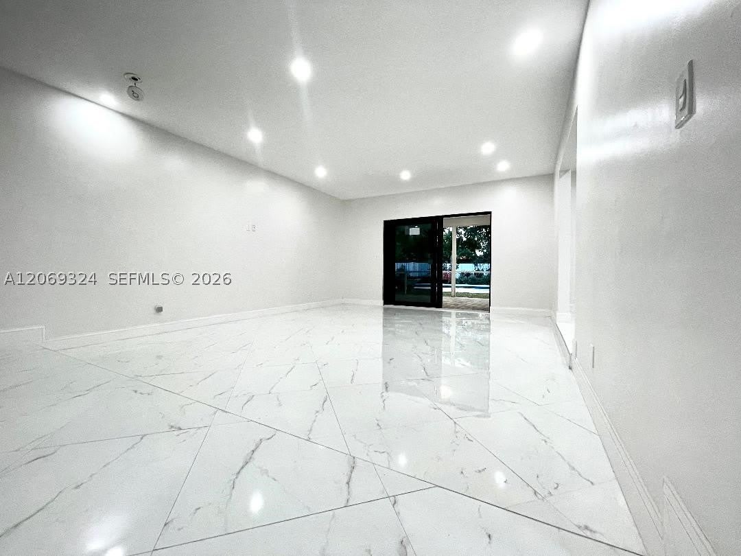 4910 Jefferson St – photo 5