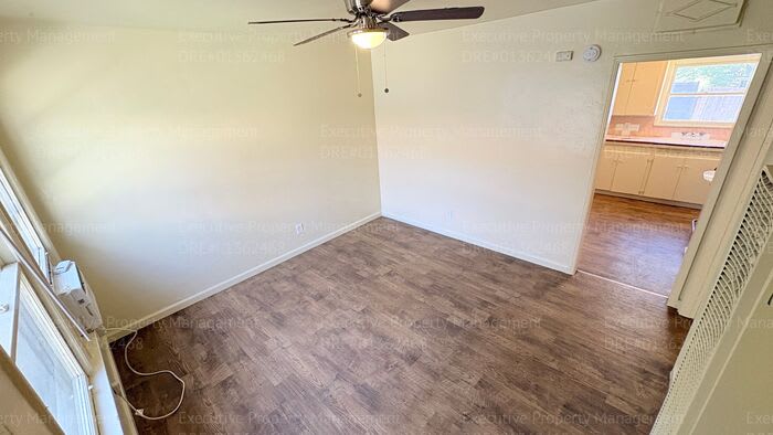 2321 North Inyo Street – photo 2