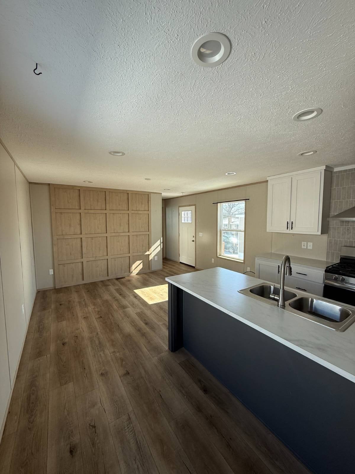 135 E Arlington – photo 3