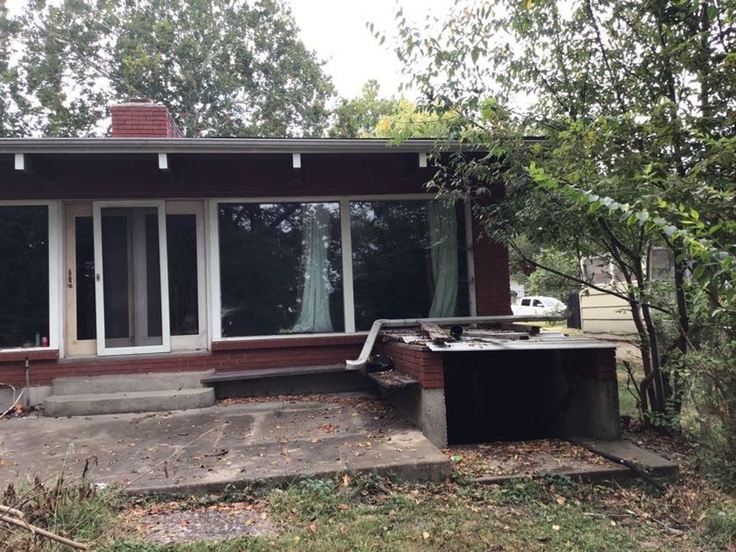 Coming Soon! Houston Lake Front Home! – photo 4