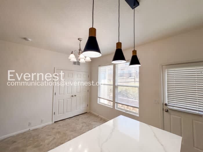 2720 Scotchbroom Point – photo 4