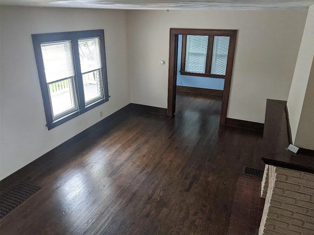 338 Shenley Drive – photo 3