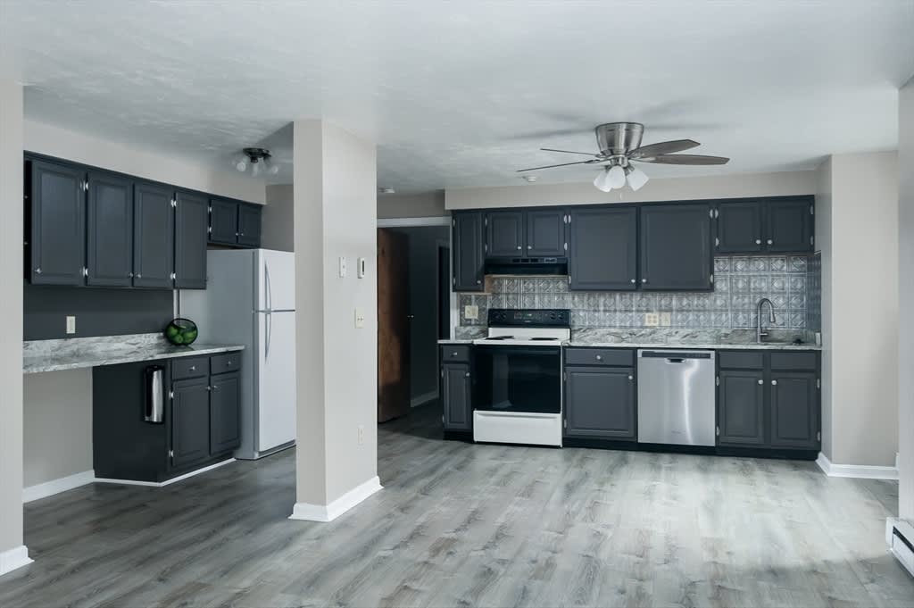 11 Hulbert Road – photo 1