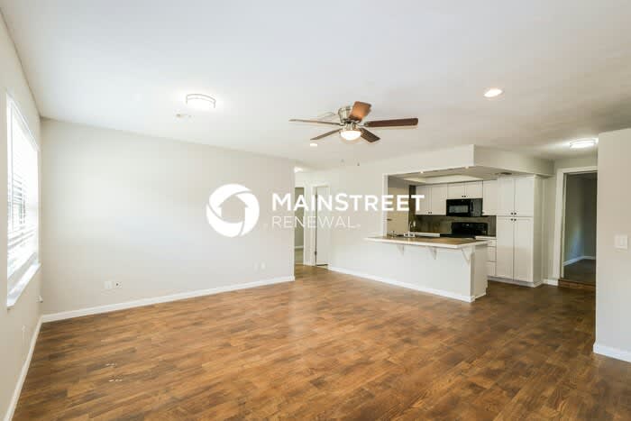 9933 Lake Drive – photo 4