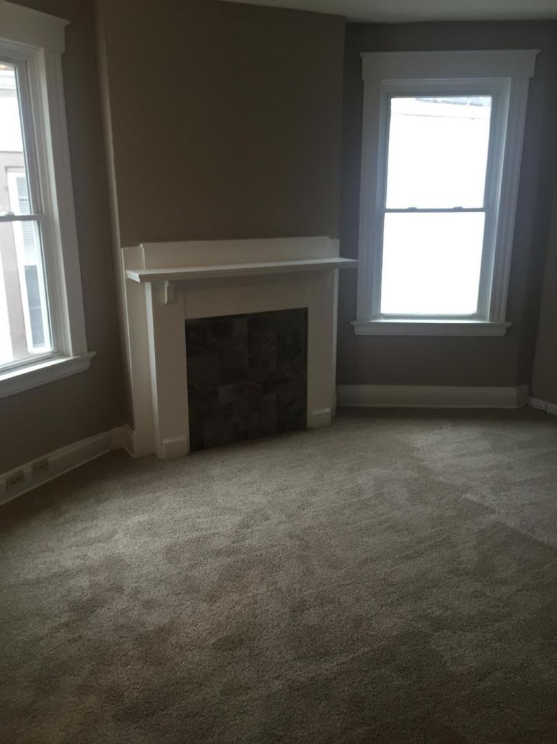 4 Bed 1 5 Bath Located In Norwood – photo 4