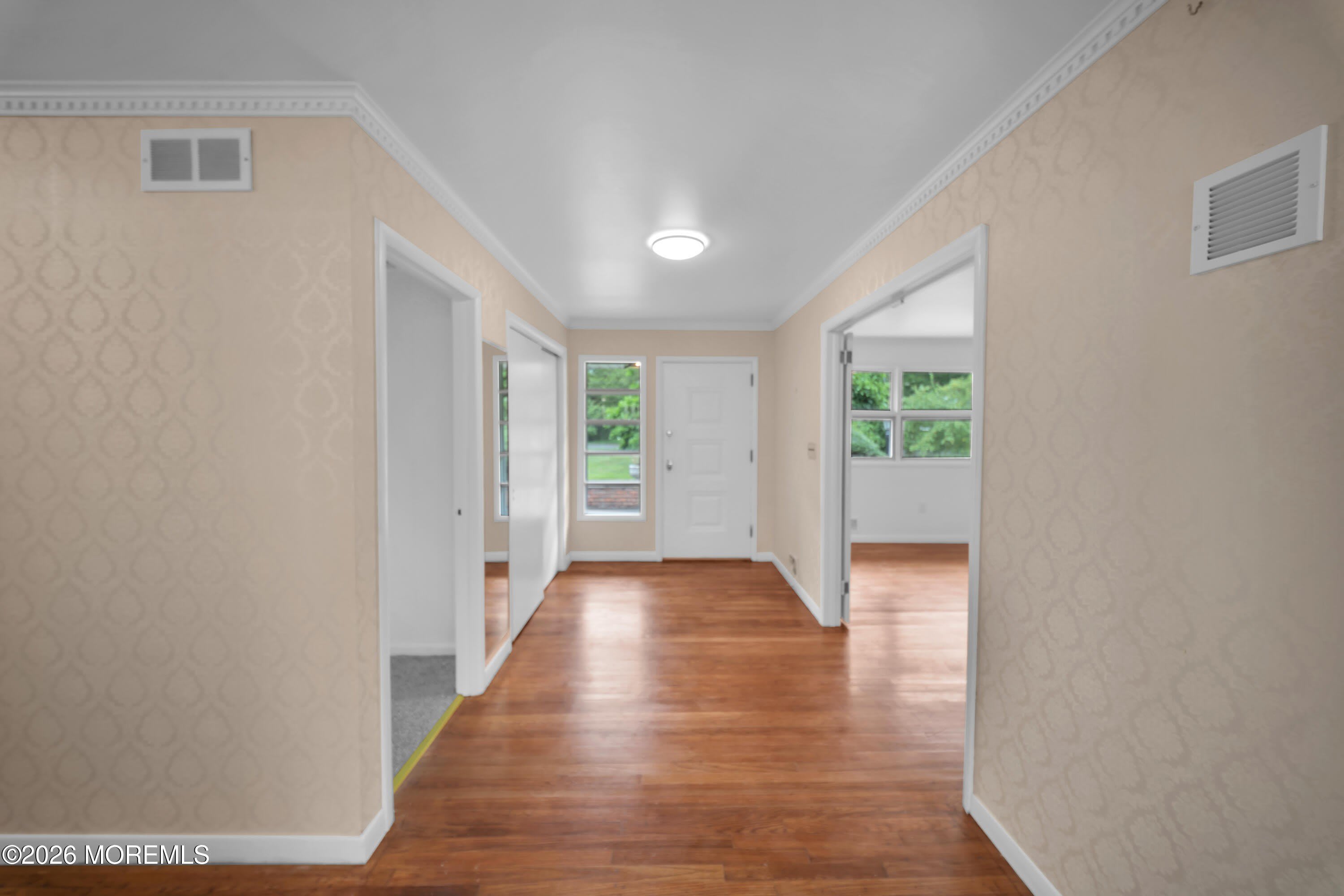 170 Bingham Avenue – photo 3