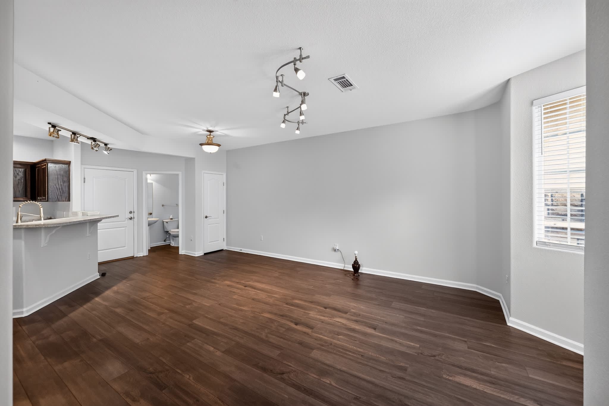 10556 East Jewell Avenue – photo 4