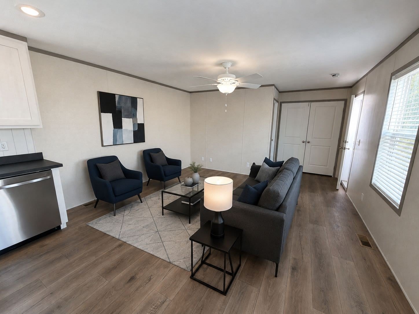 3944 King Edwards – photo 4