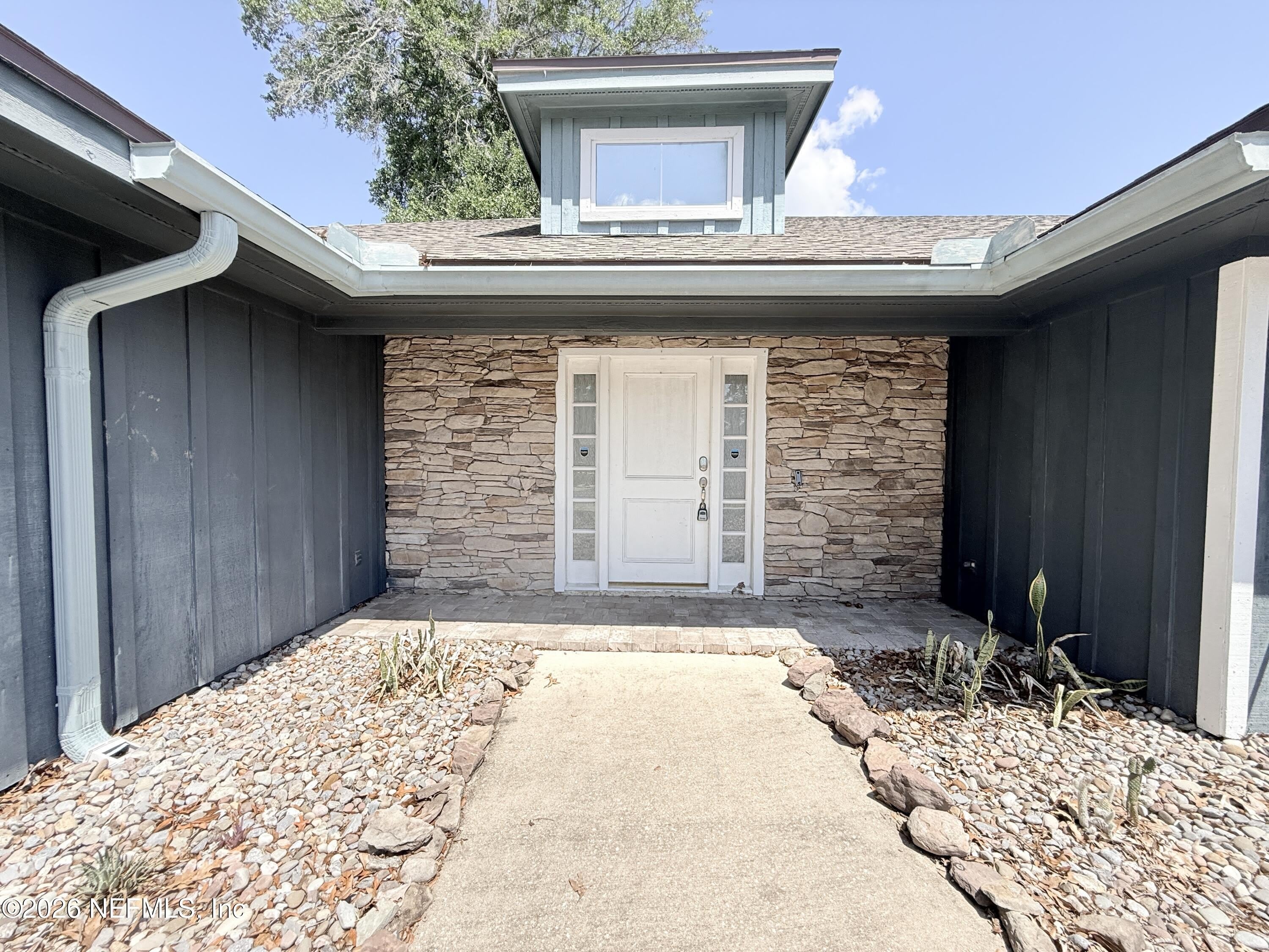 5511 LA MOYA Avenue – photo 2