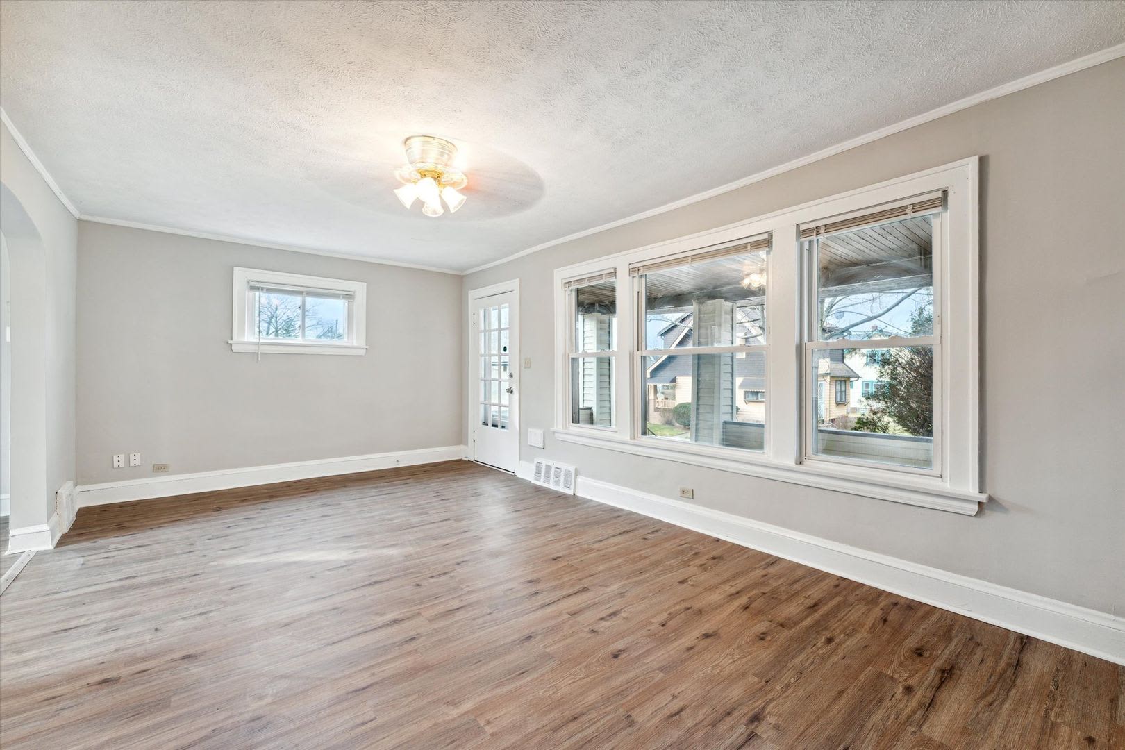 4367 E 139 St – photo 4