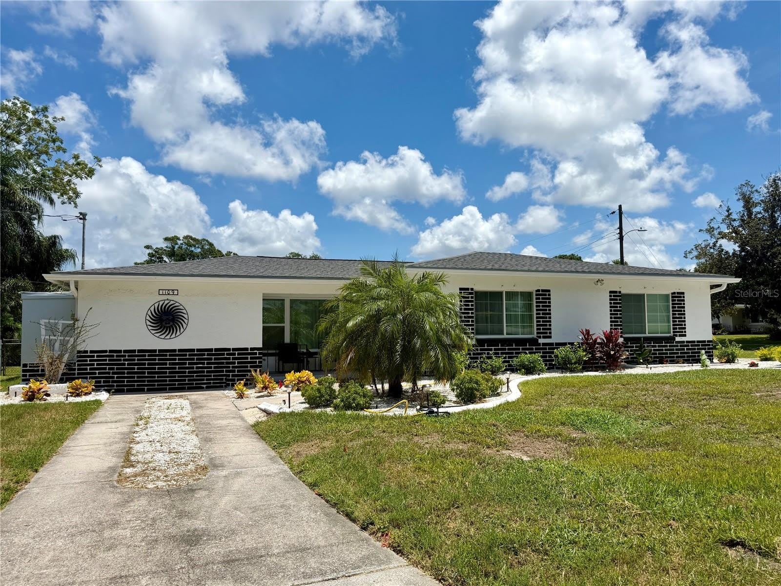 1109 S BETTY Lane – photo 1