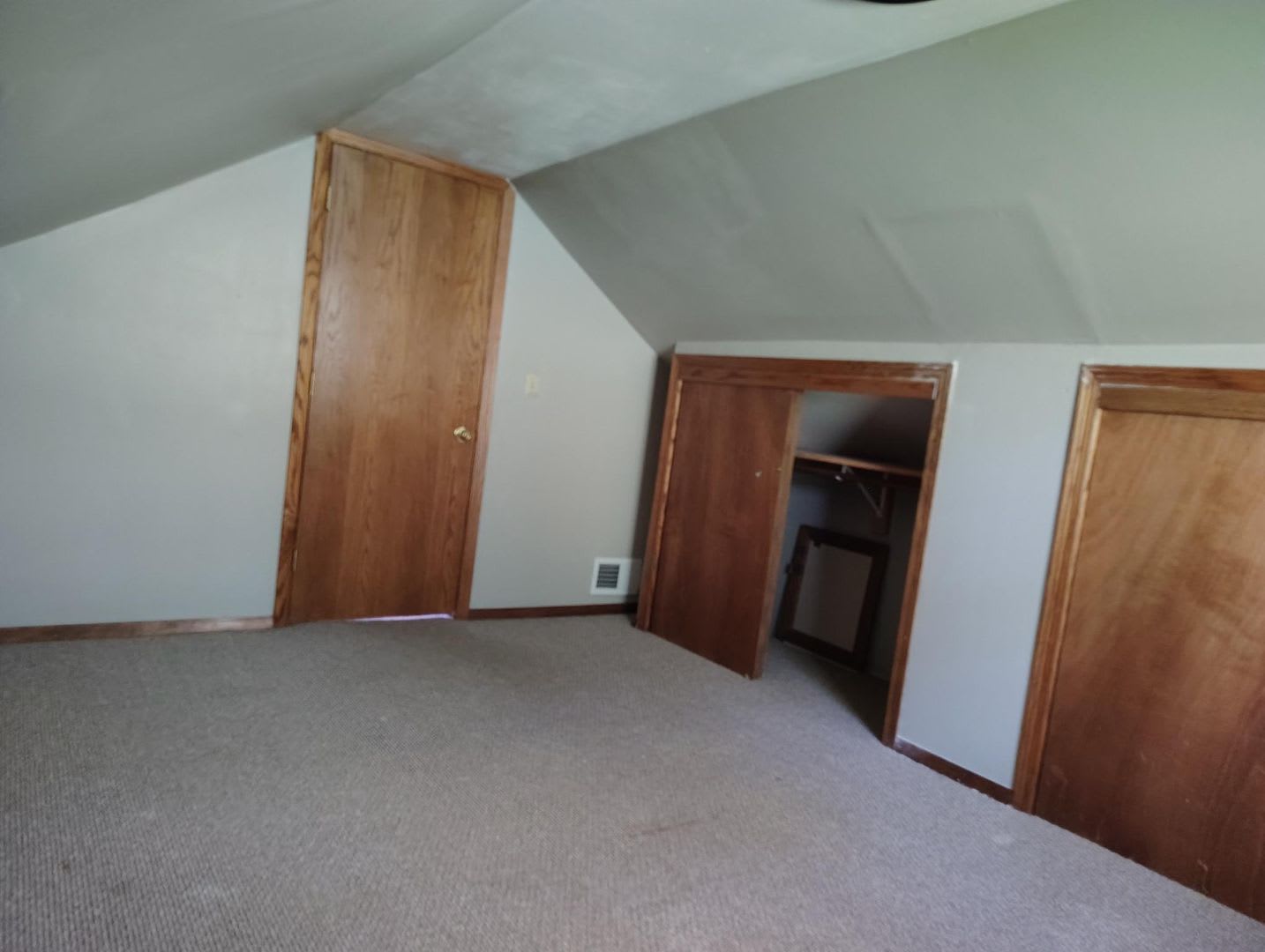 Single Family 4 Bed/2 Bath House for Rent!! – photo 4