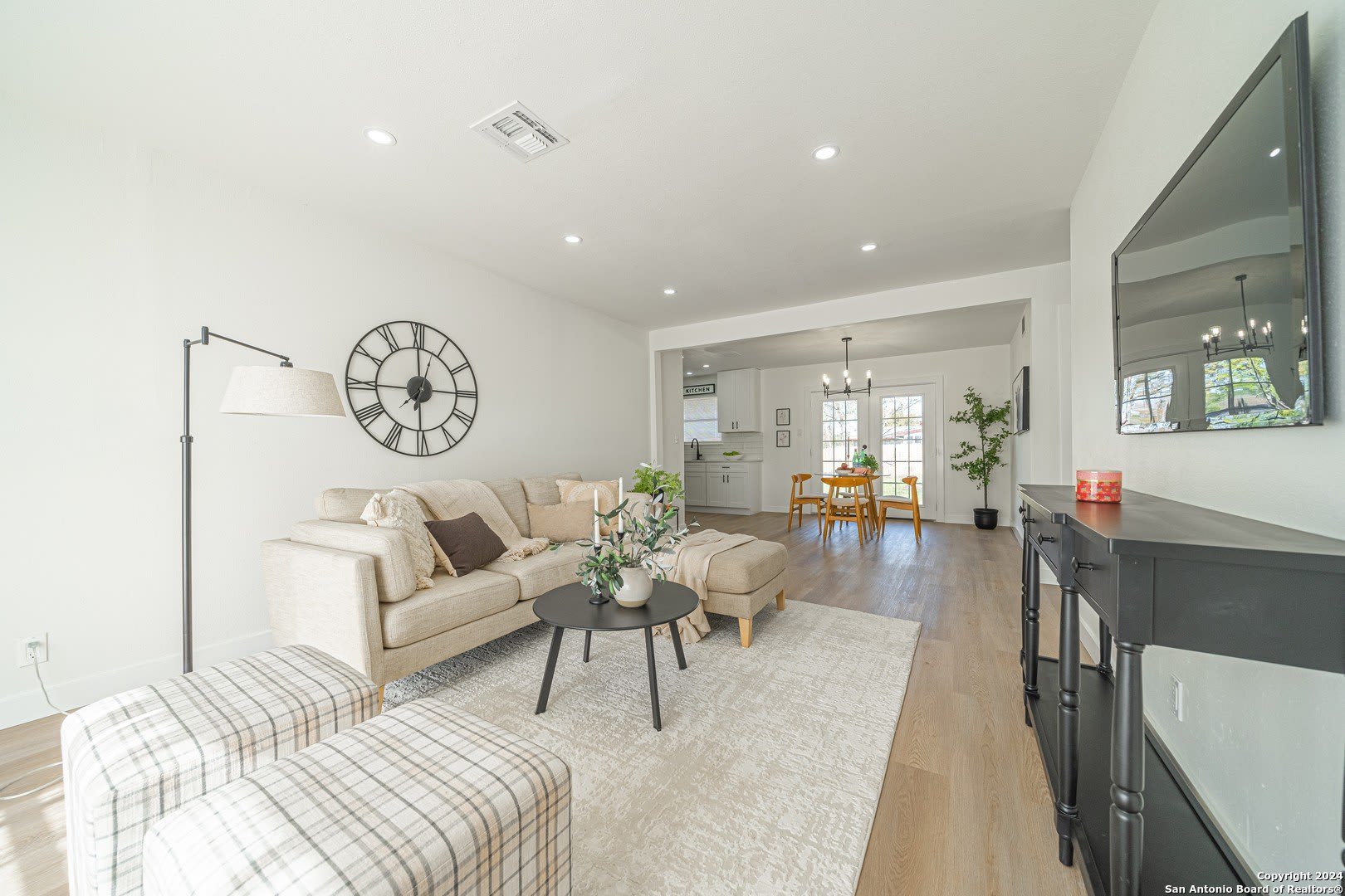 4339 WAIKIKI DR – photo 3