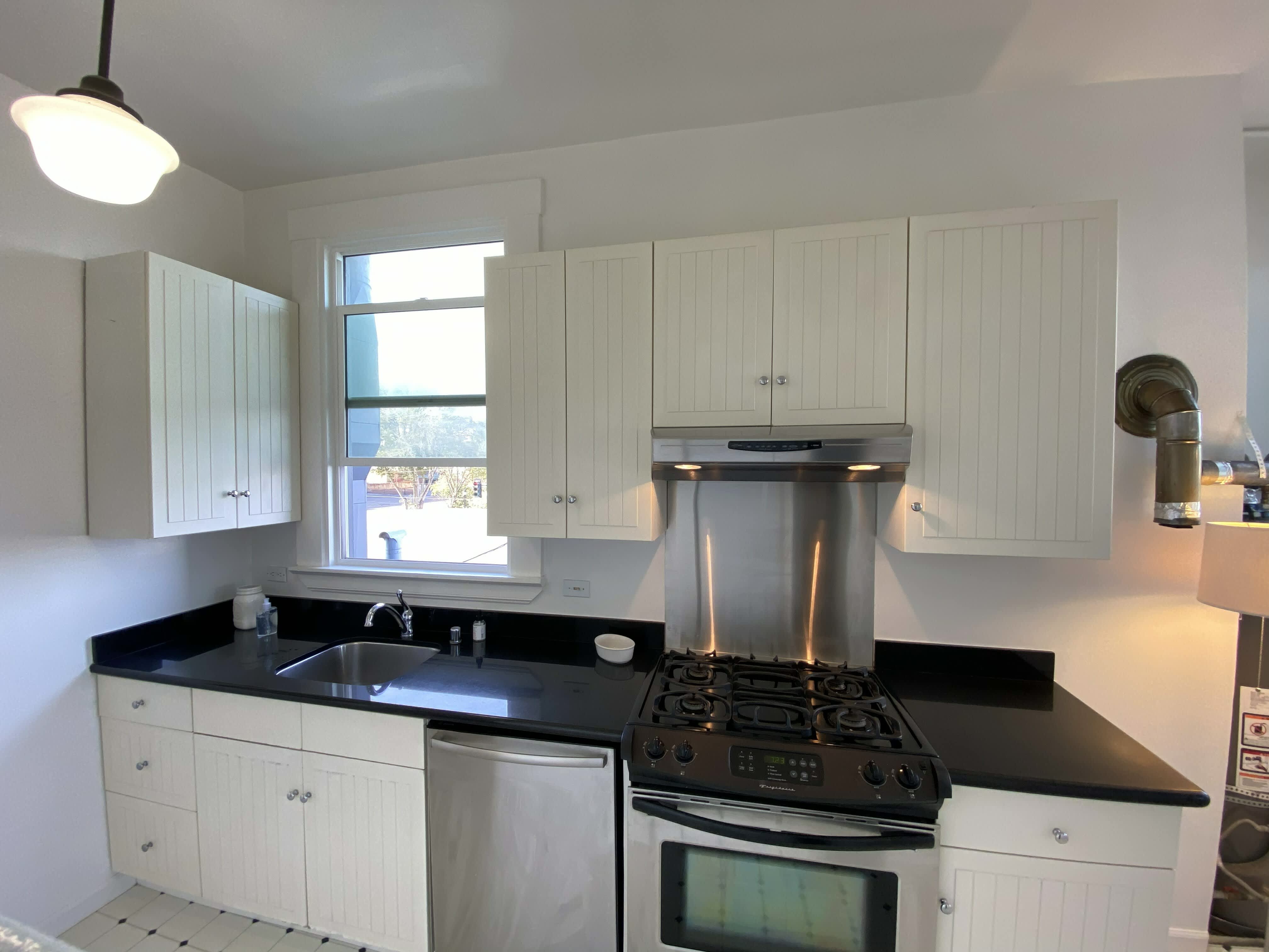 810 Masonic Avenue – photo 2
