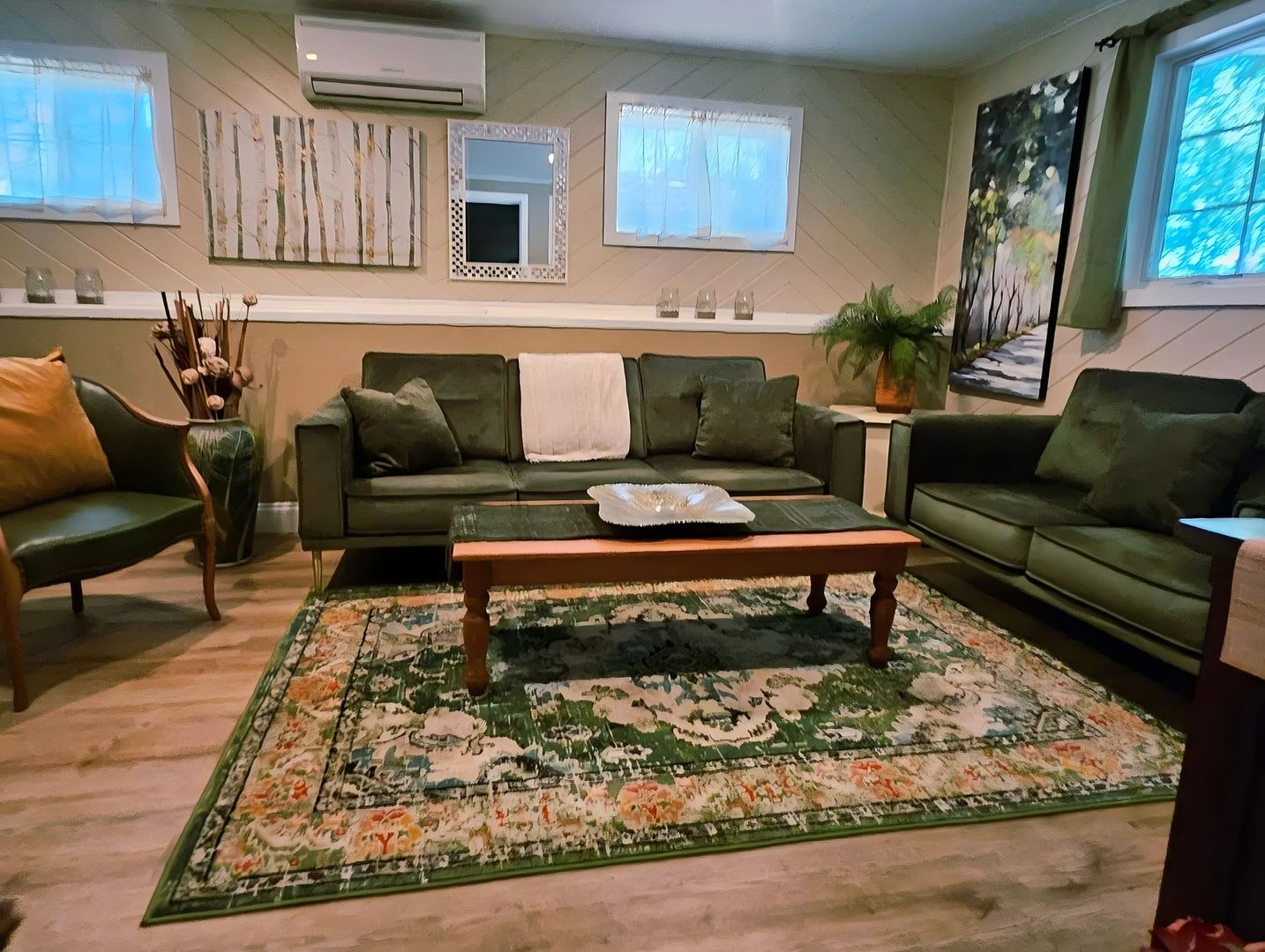 Charming 3Bed 2Bath Home In White Bear Lake – photo 2