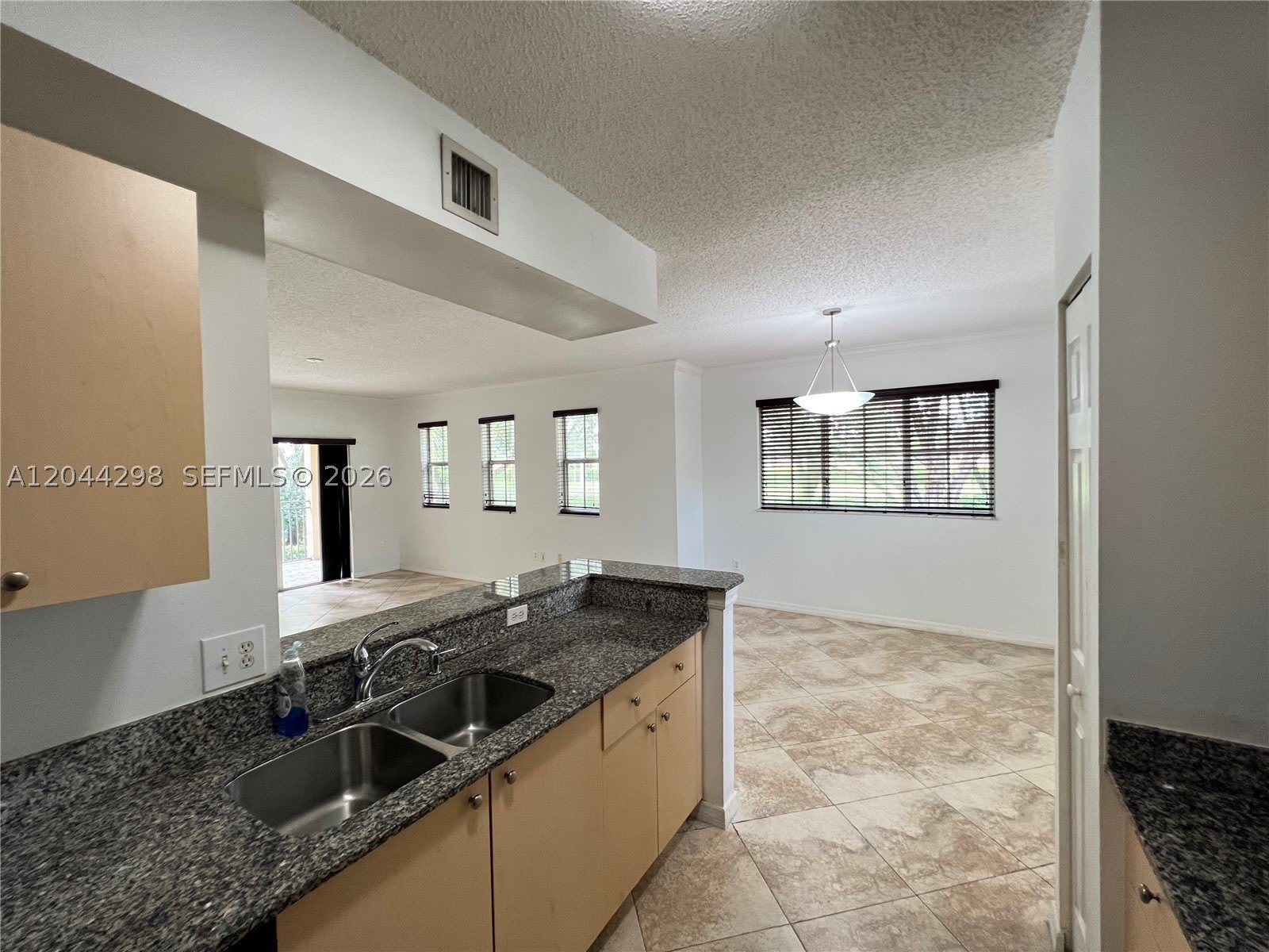2490 Centergate Dr – photo 5