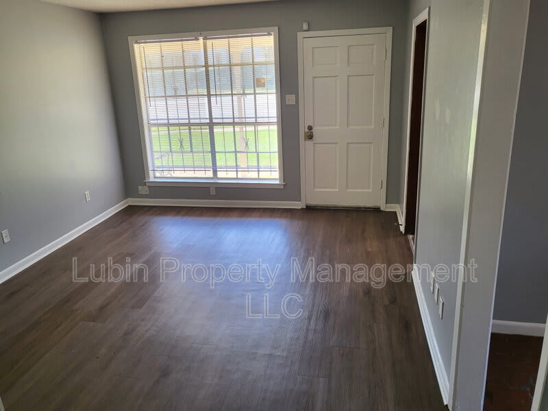 3392 Barron Ave – photo 2