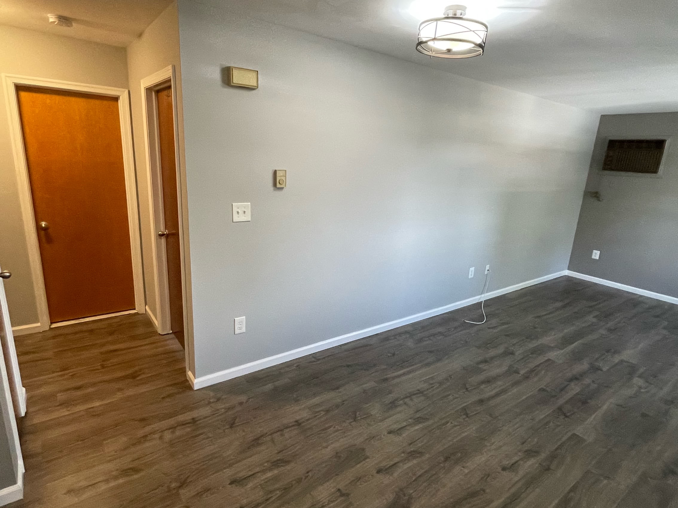 1045 North 17th Street – photo 3