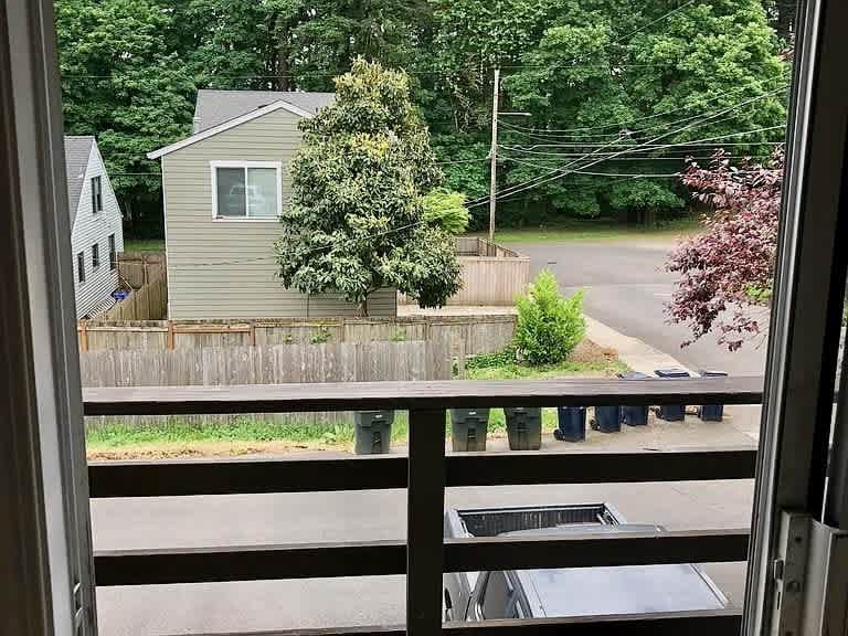 1226 Northwest Couch Street – photo 2