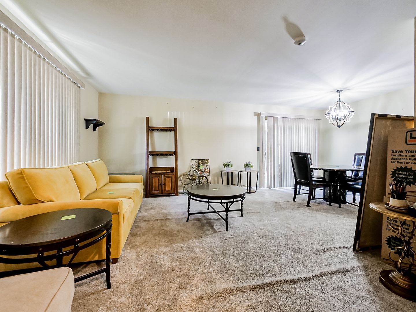 Coming Soon! Welcome to this charming 2-bedroom, 1.5-bathroom house located in Canton, MI. – photo 4
