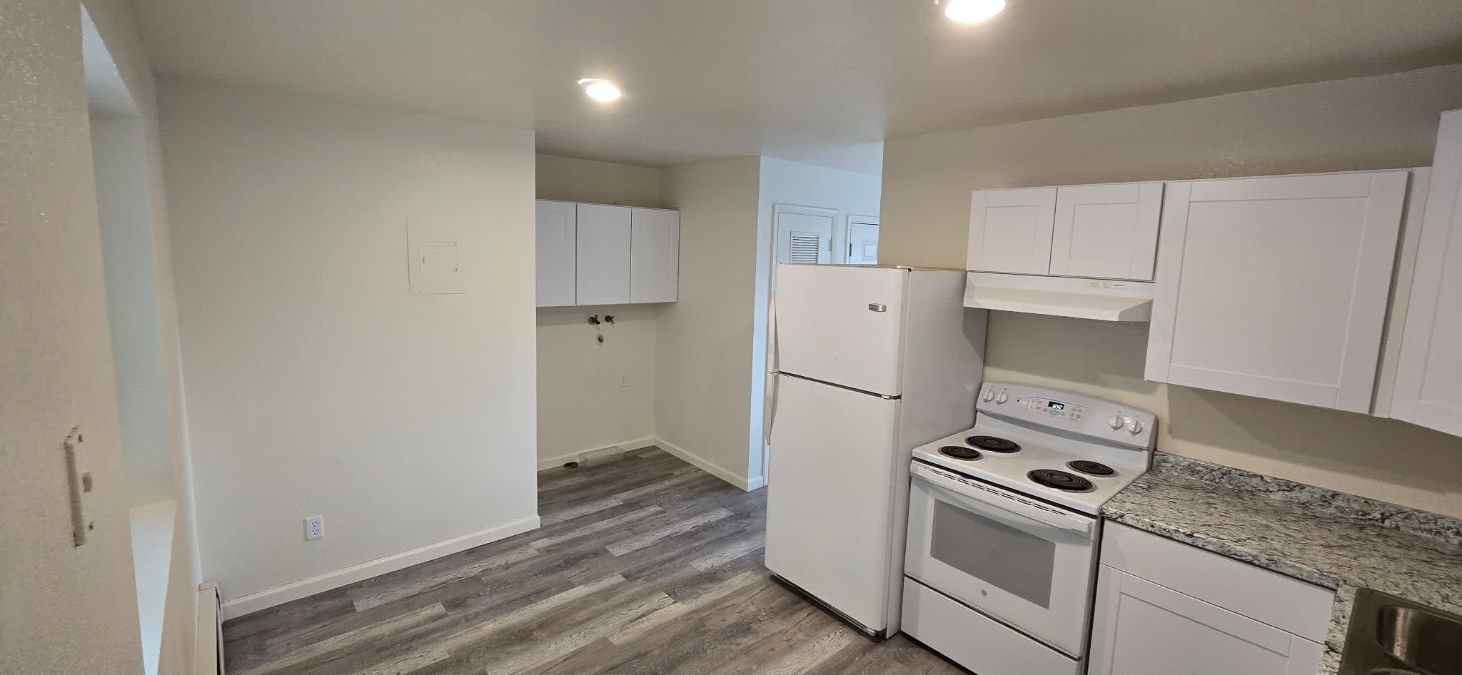 3289 1/2 Lombardy Lane – photo 2