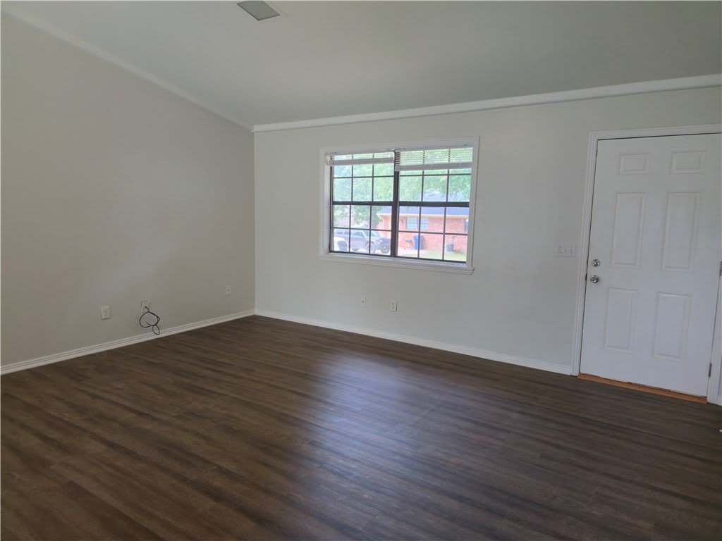 215 S Carl Street – photo 2