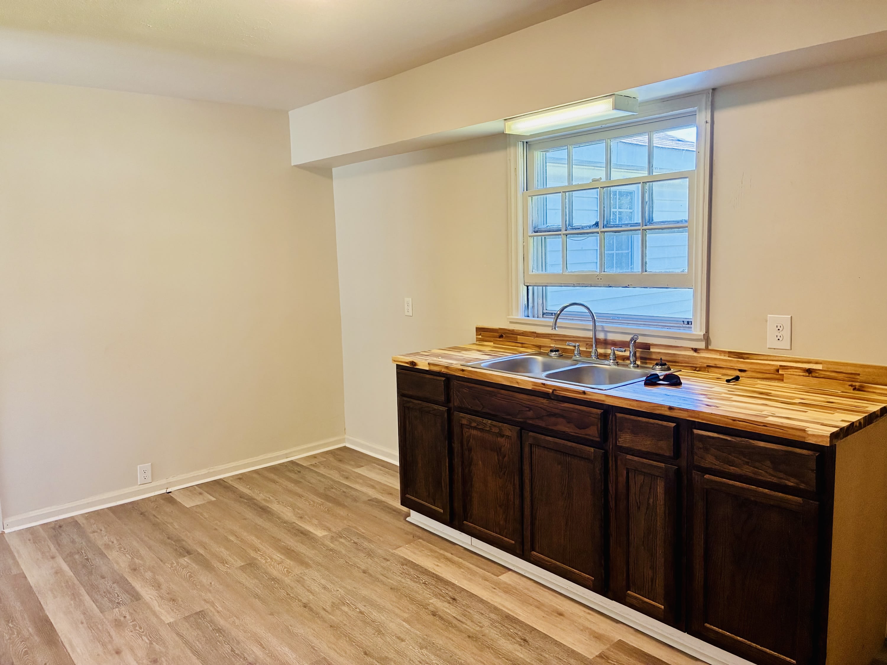 806 Miller Avenue – photo 3