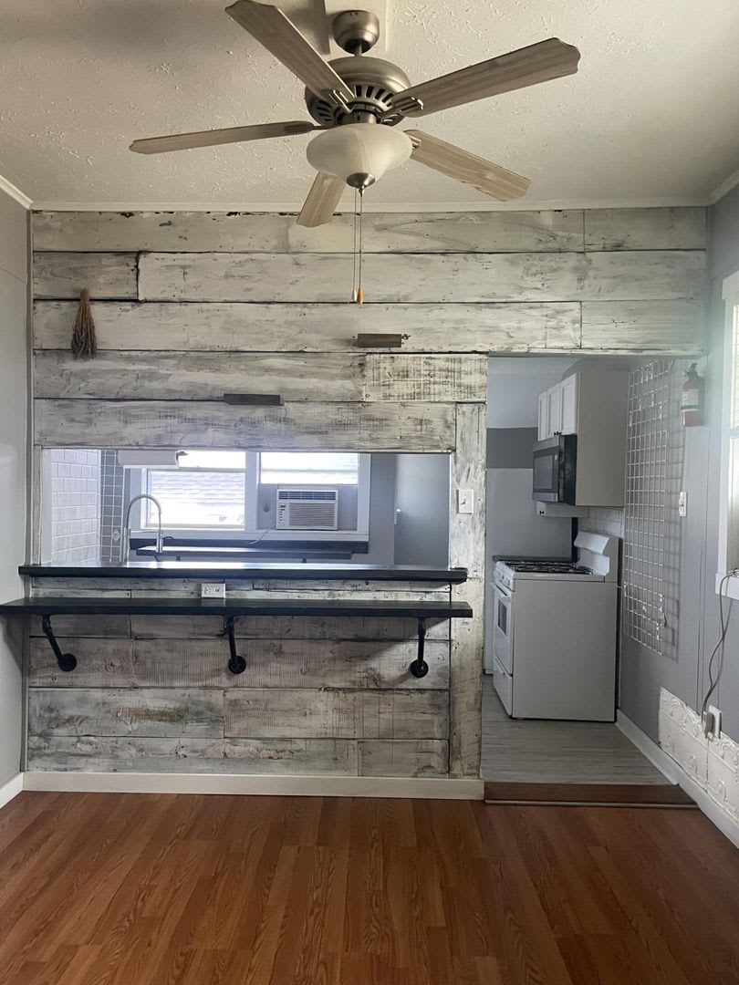 1506 Hurley Avenue – photo 1