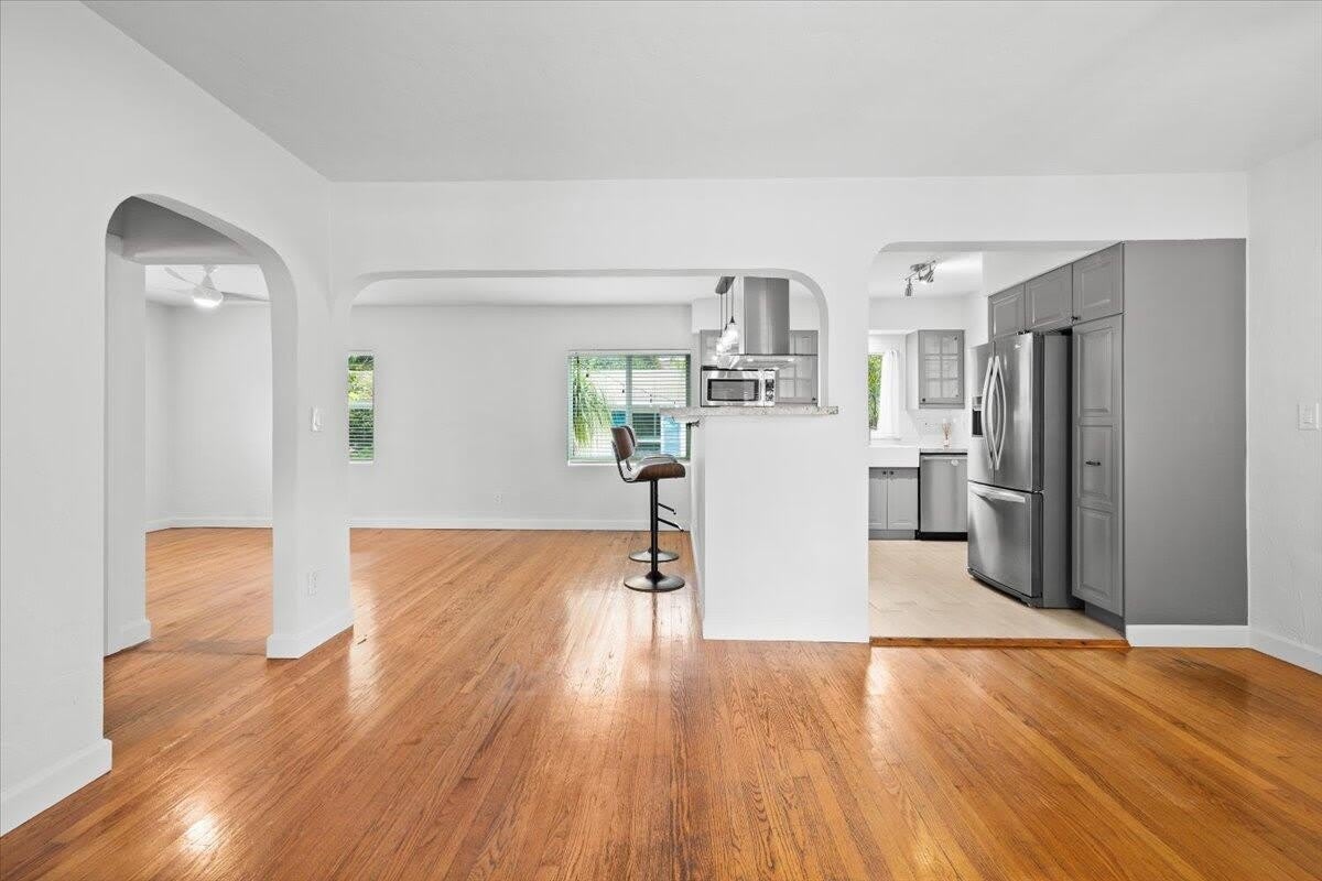 305 NE 14th Avenue – photo 5