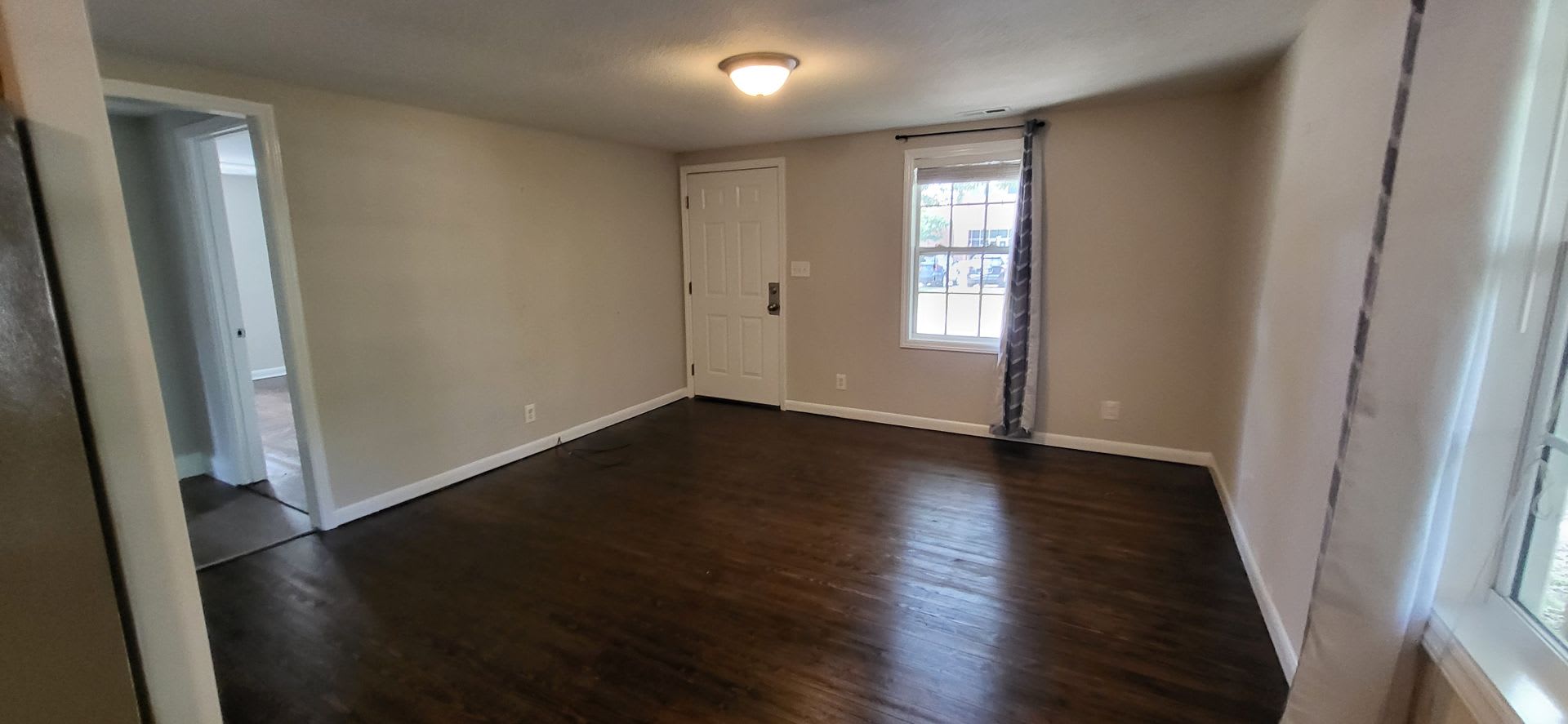 2-Bedroom, 1-Bath House – photo 5