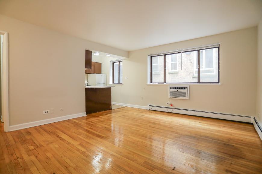 5917 North Kenmore – photo 1