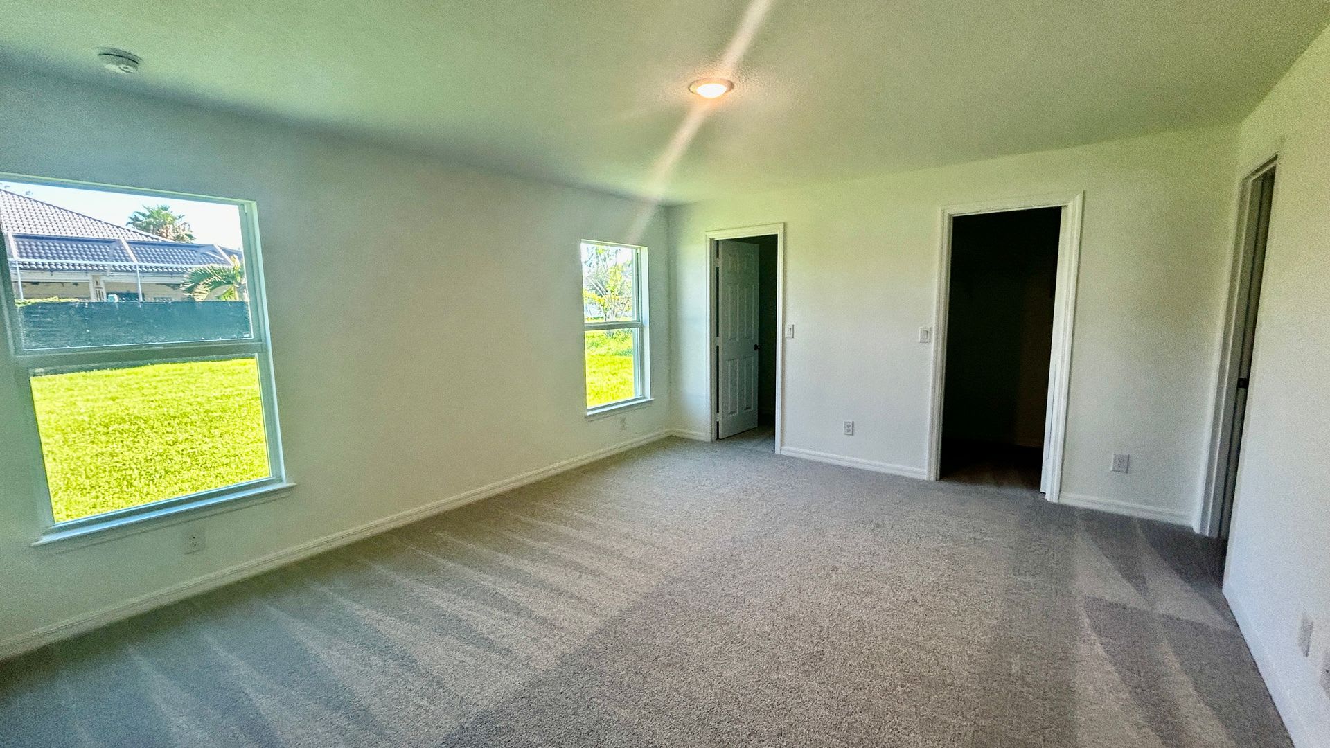 Spacious 4 Bedroom Cape Coral Home Lawn Care Included – photo 5