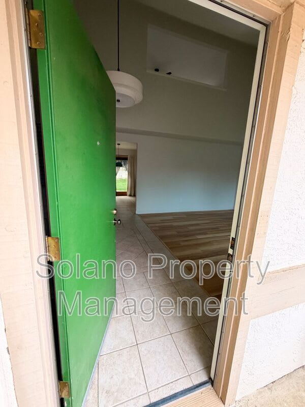 950 Pembroke Way – photo 3