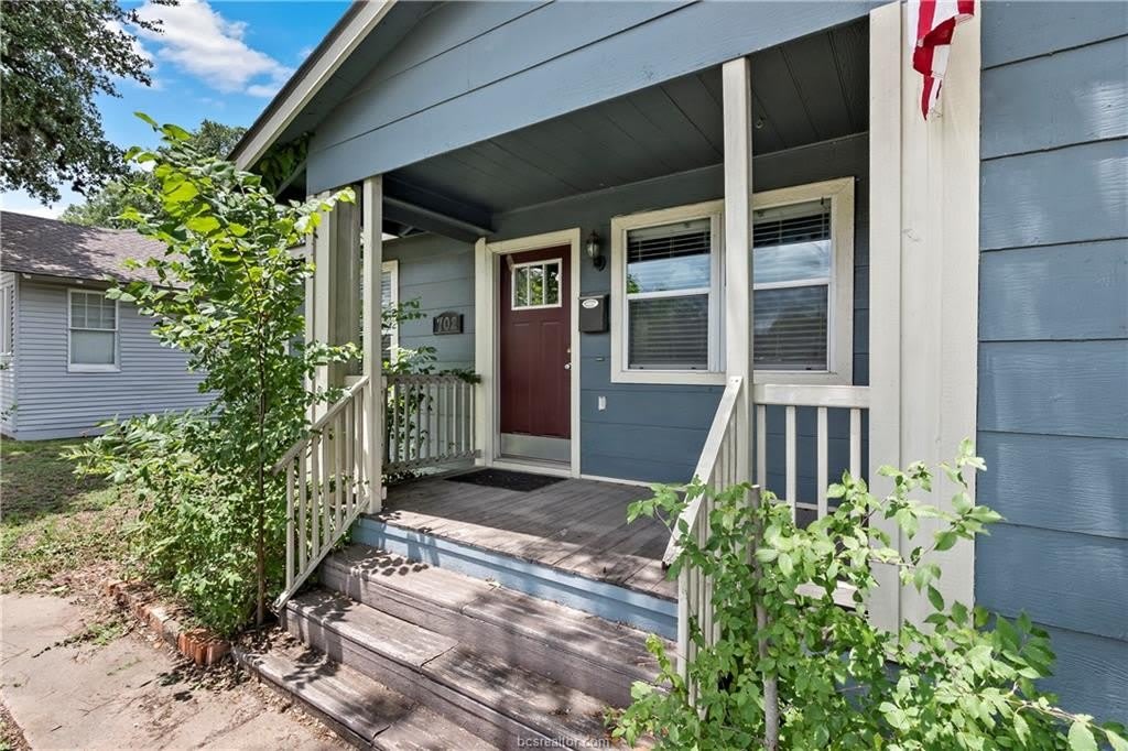 702 E William Joel Bryan Parkway – photo 2