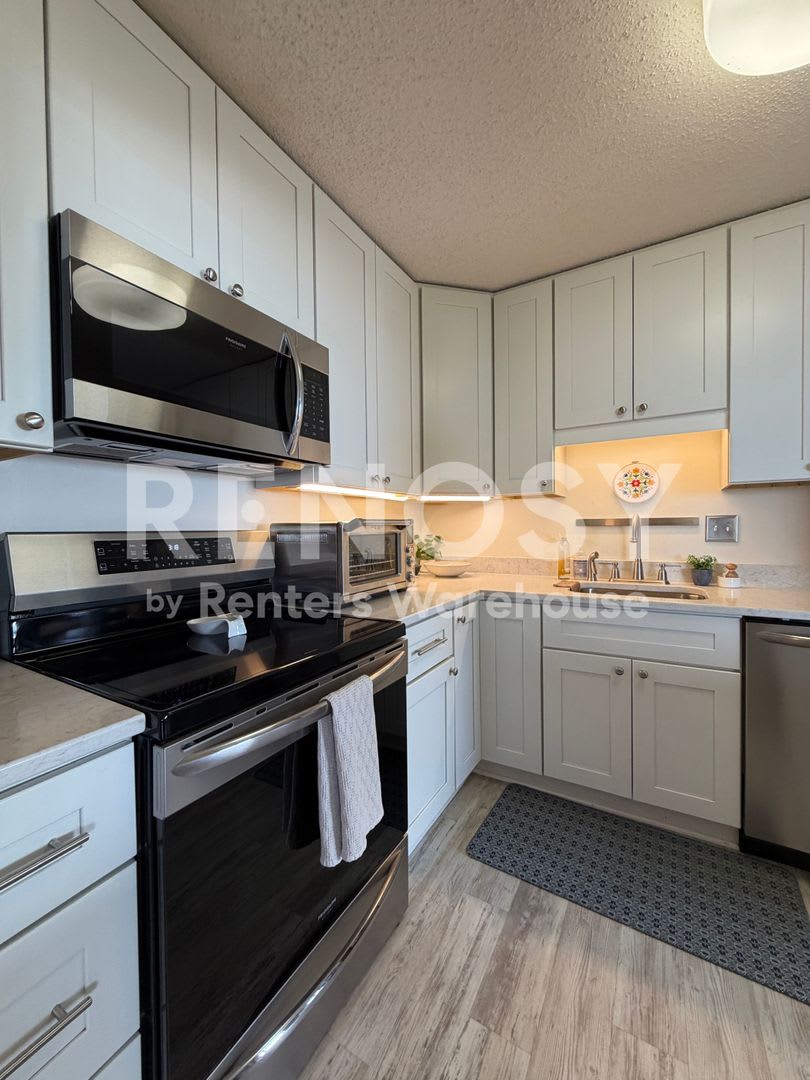 Available September 1St 2 Bedroom 1 Bath Condo In St Paul – photo 3