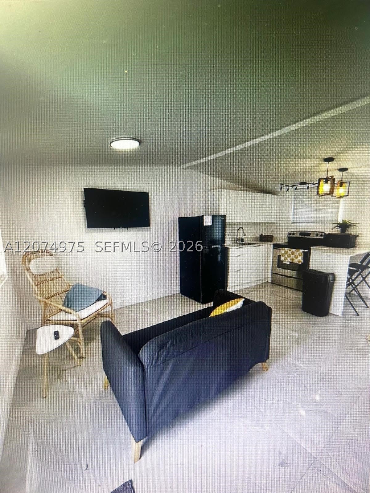 1947 NW 33rd St – photo 5