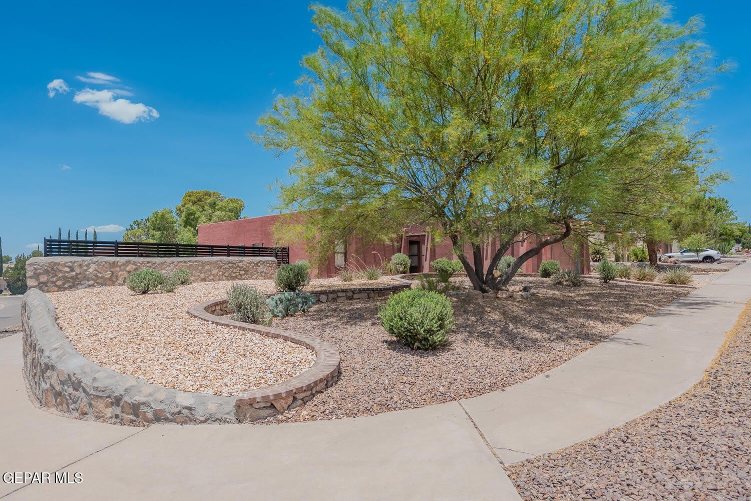 6815 VILLA HERMOSA Drive – photo 4