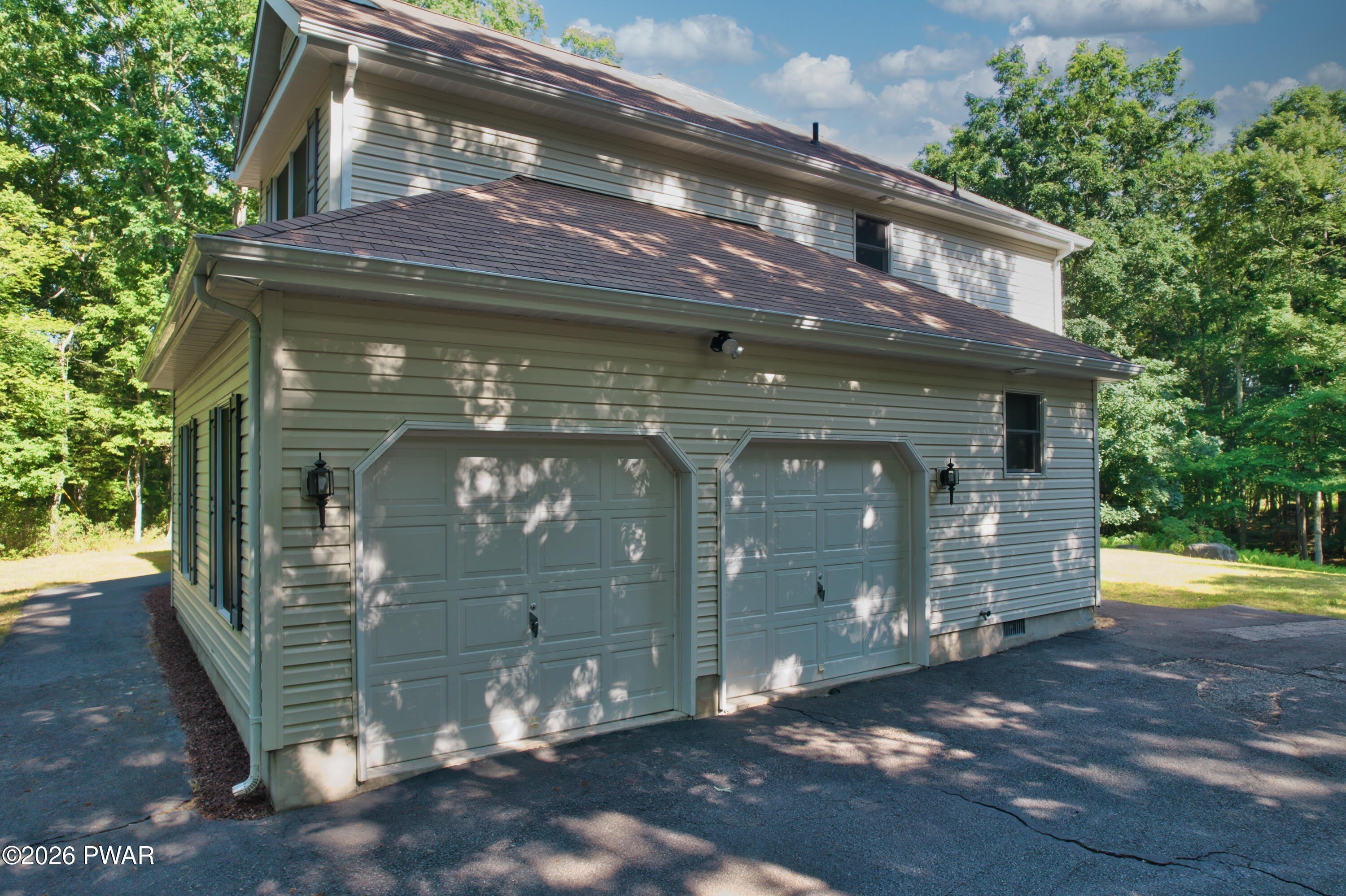 105 Seneca Court – photo 4
