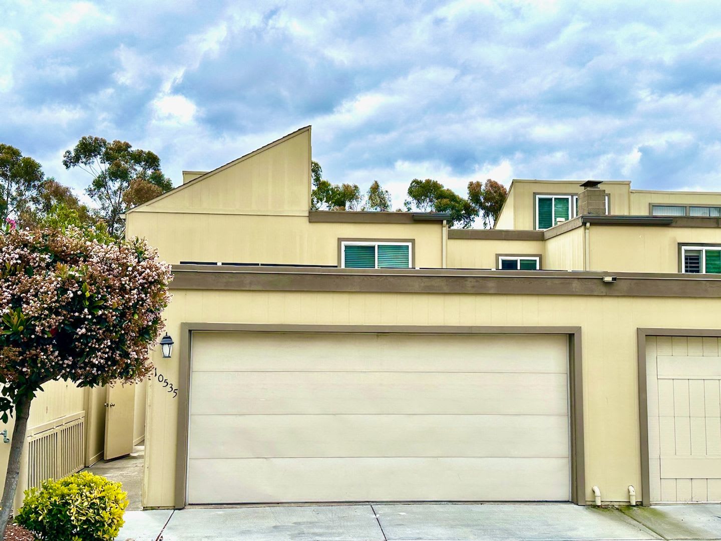 FOR RENT – photo 2