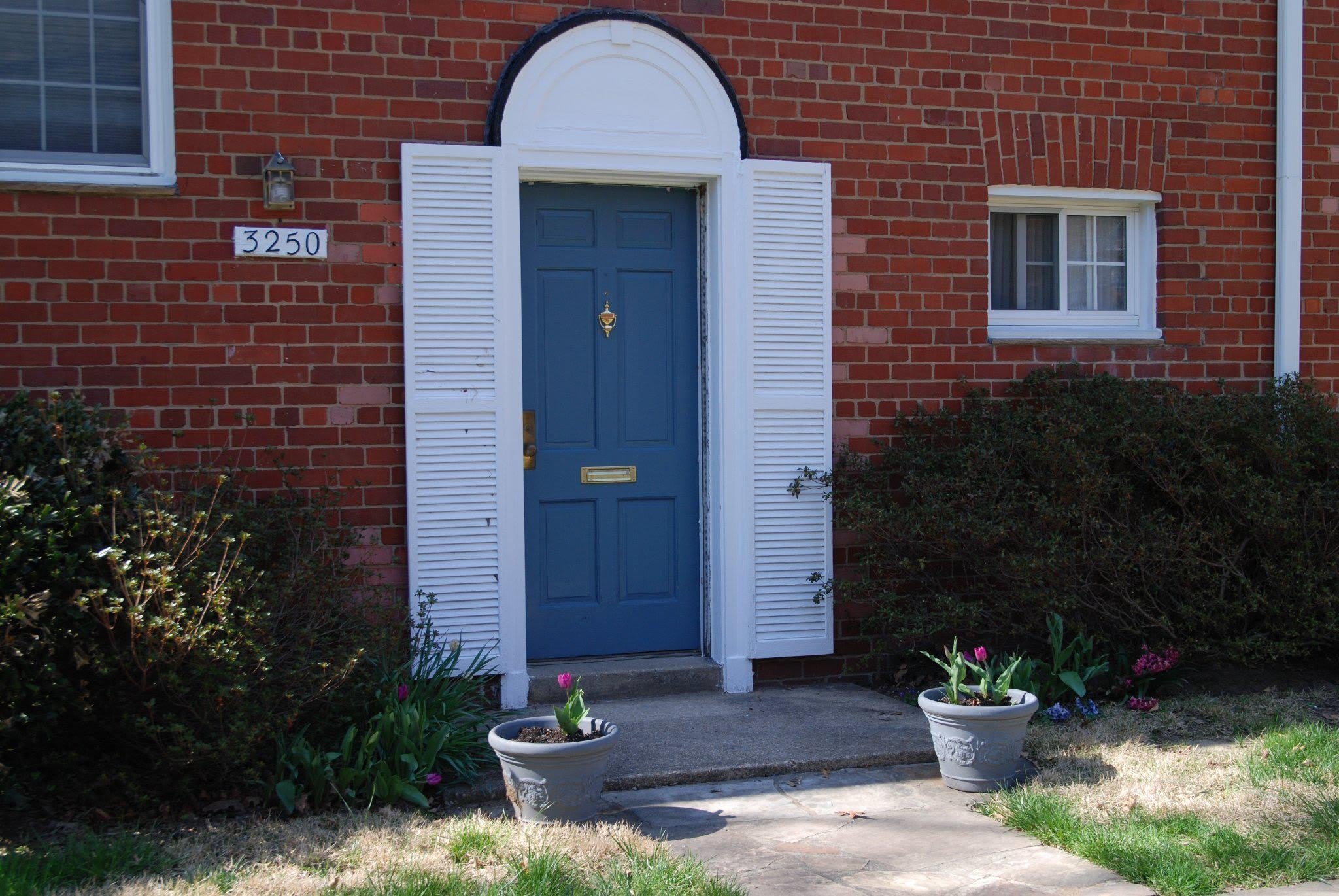 3250 Martha Custis Drive – photo 1