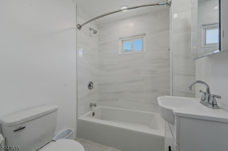 18 John St – photo 5