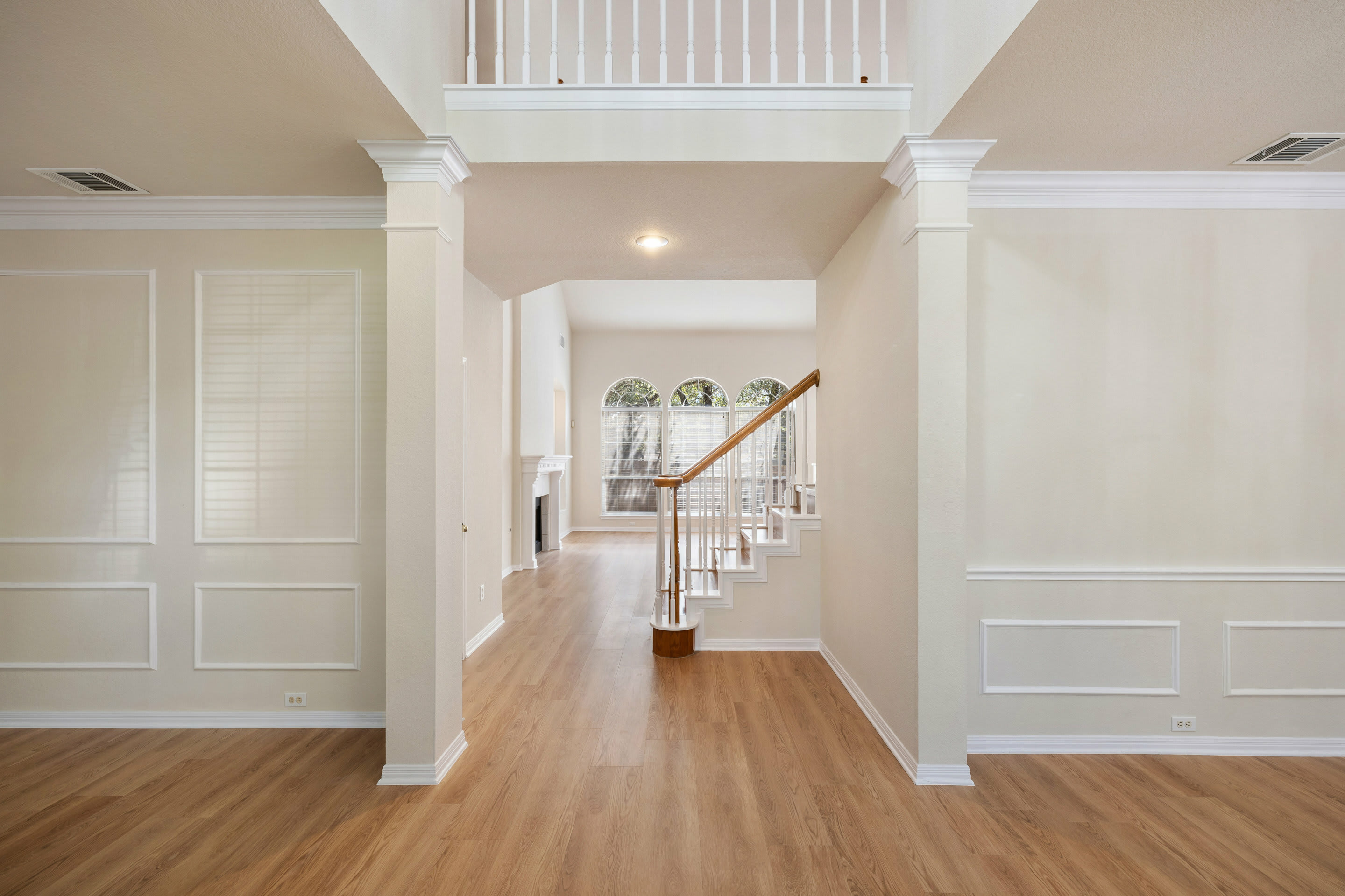 11505 Leon Grande Cove – photo 4
