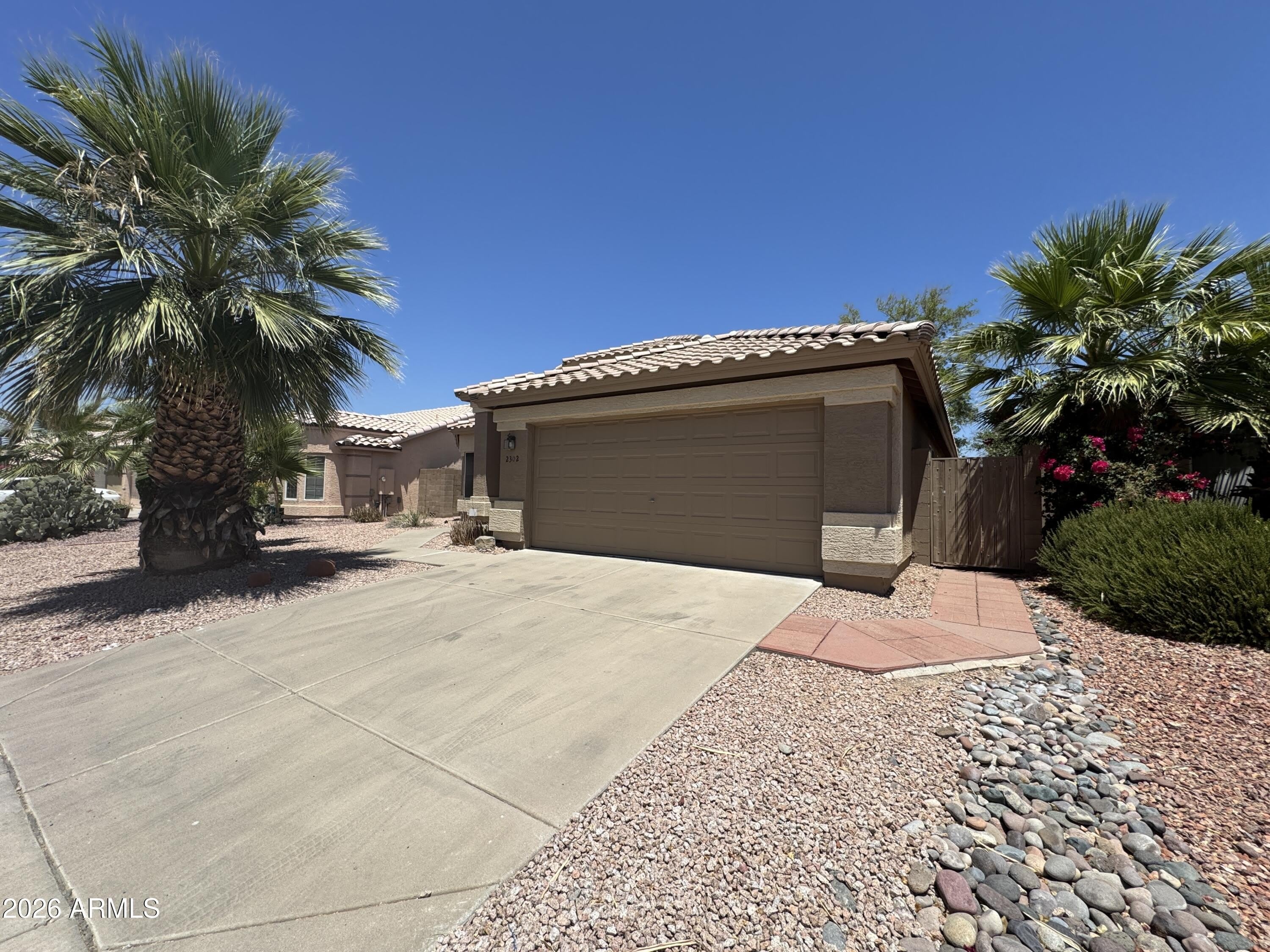 2302 E EDNA Avenue – photo 3